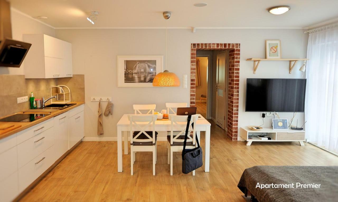 Bialy Dom - 2 Bedrooms Katowice Exterior photo